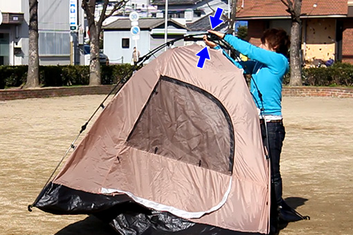  トリコロールワンタッチテントのメインの特徴（簡単設営のワンタッチシステム）