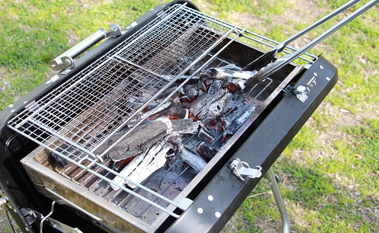 BBQでモテよう！シーン別スマート炭起こし術