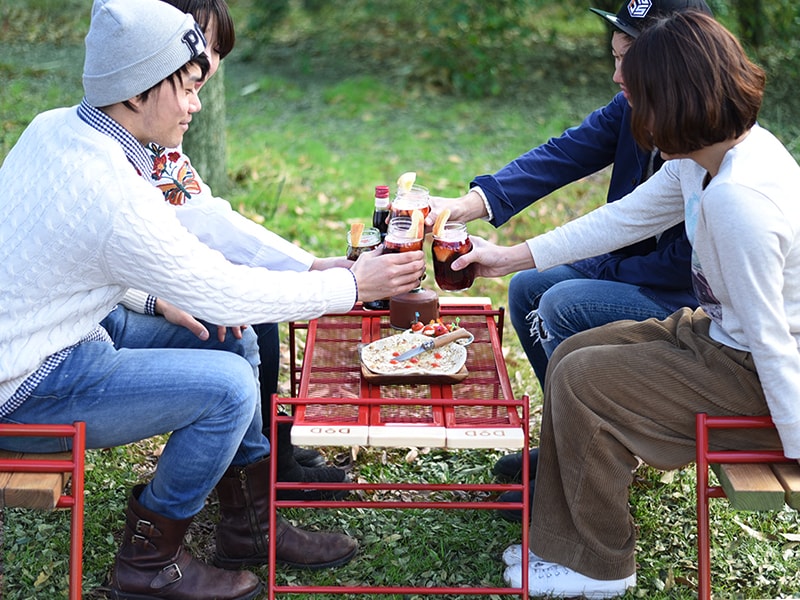  カシステーブルのメインの特徴（家族での食卓に対応する天板サイズ）