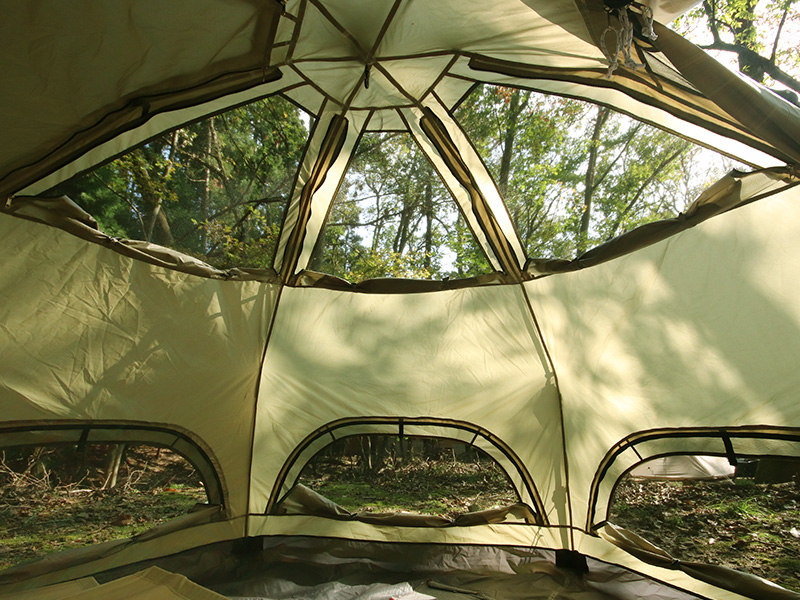 蘑菇帳篷的主要特點（通風窗，創造舒適的睡眠區）