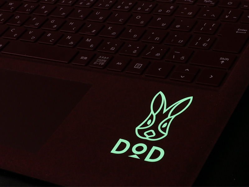DODロゴ蓄光ステッカーSのメインの特徴()