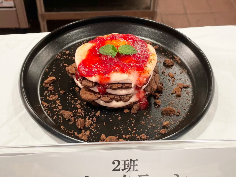 画像:クッキークラッシュ~ストロベリーレアチーズをたっぷりサンド⁉~