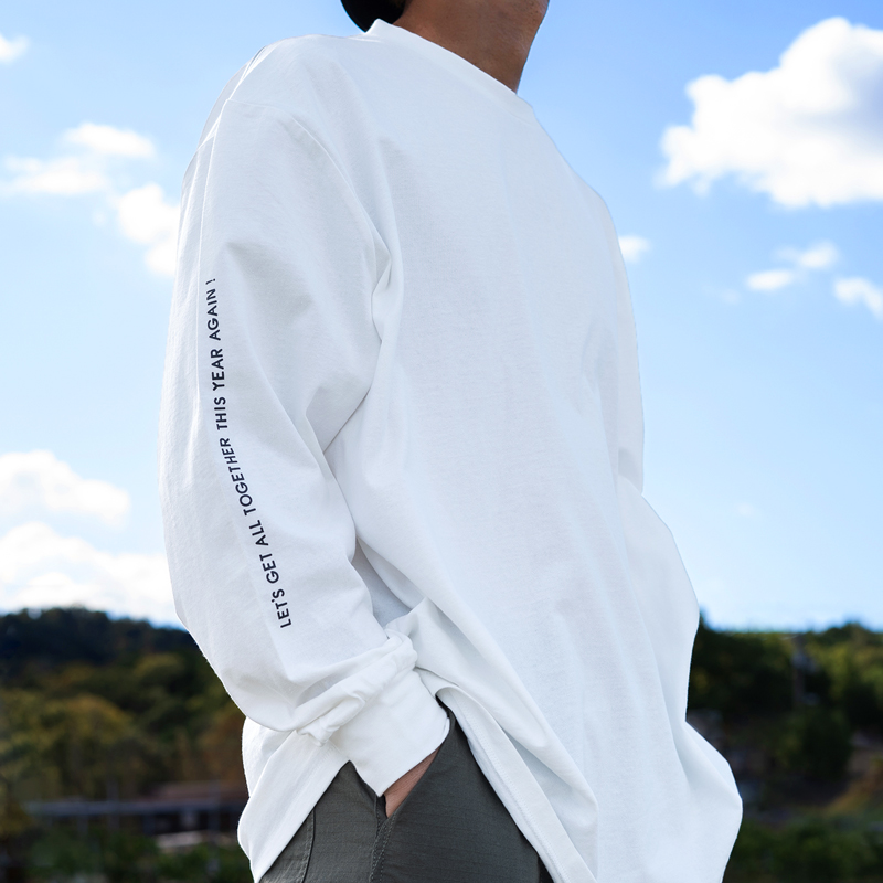 ウサコットンロンティーM/Lのメインの特徴(袖にはメッセージプリント)