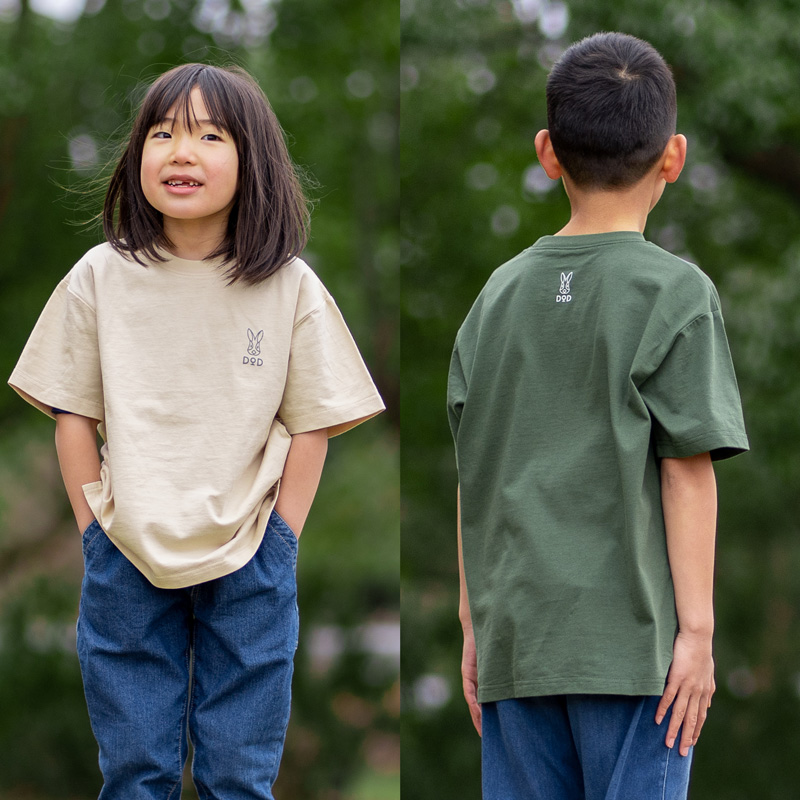 メチャシックパックTee 110/130/150/S/M/L/XL/XXLのメインの特徴(シック(CHIC)なロゴデザイン)