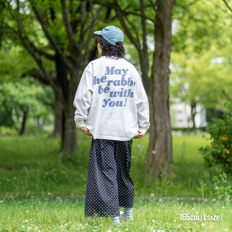 TS084-WH-M ウサコットンロンティーM/L/XLの着用イメージ