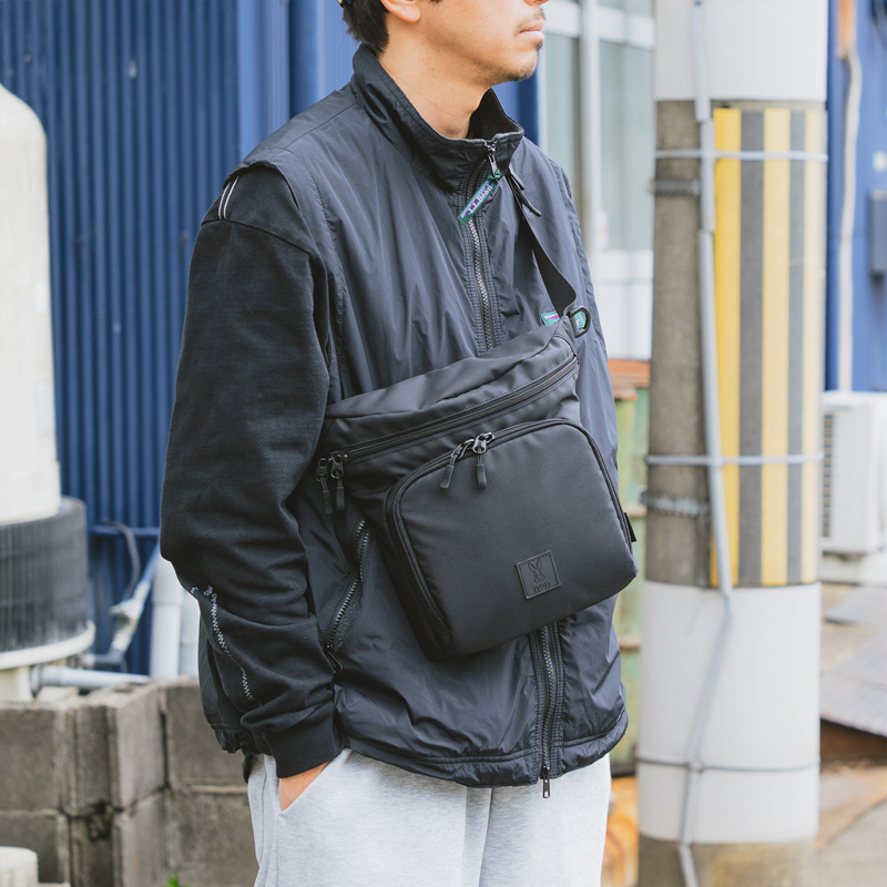 BA085-BK ボディバCDの着用イメージ