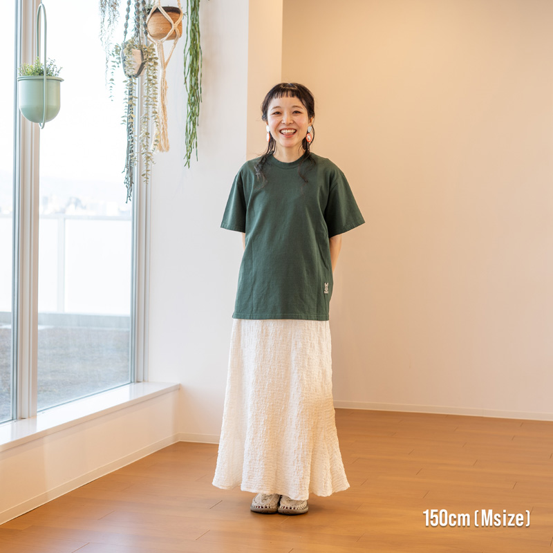TS109-WH-M ニンジンステーキTEE M/L/XLの着用イメージ