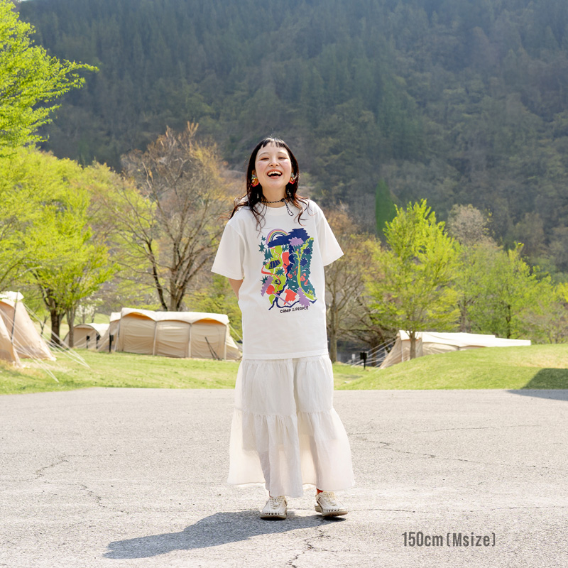 TS160-WH-M ザックリーナマップTEE(M/L/XL)の着用イメージ