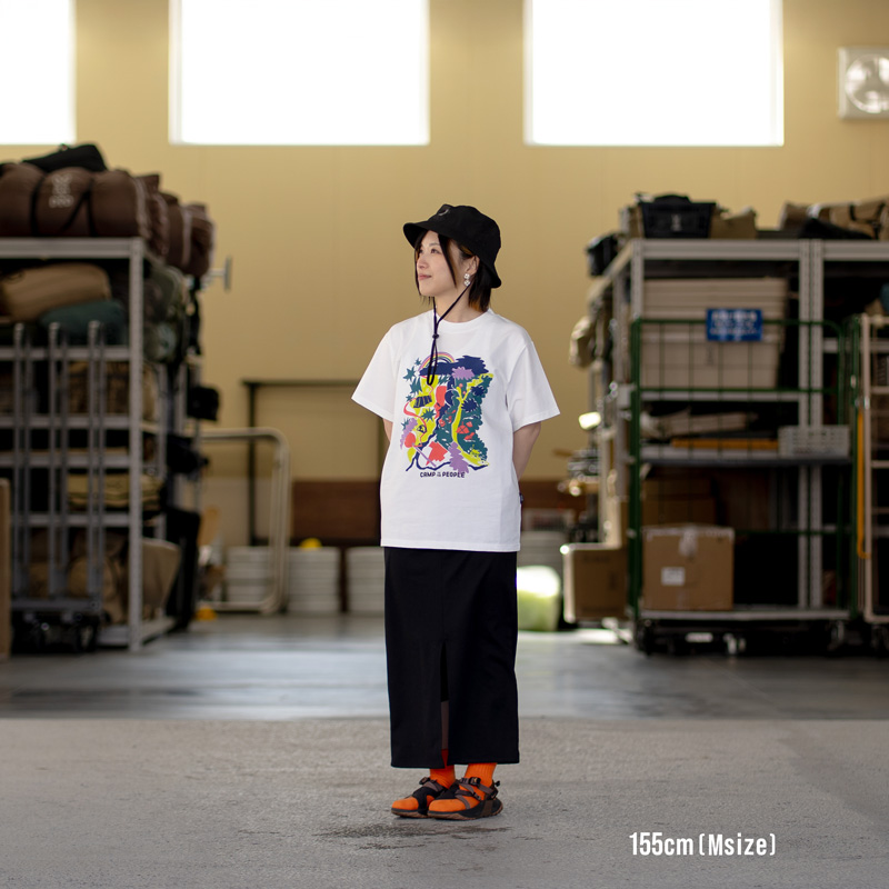 TS160-WH-M ザックリーナマップTEE(M/L/XL)の着用イメージ