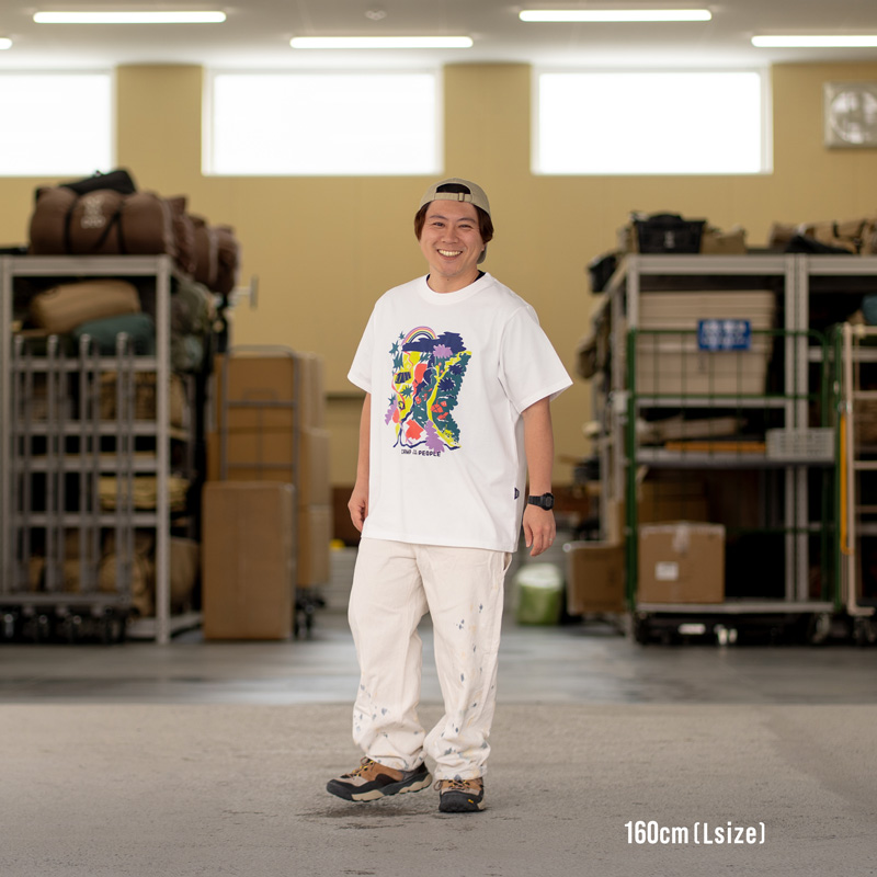 TS160-WH-M ザックリーナマップTEE(M/L/XL)の着用イメージ