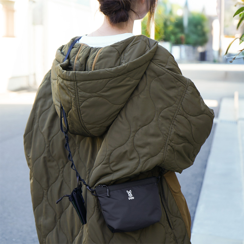 ミッツ・ワケポーチ（ブラック/イエロー/ブルー） BA268-BK/YL/BL