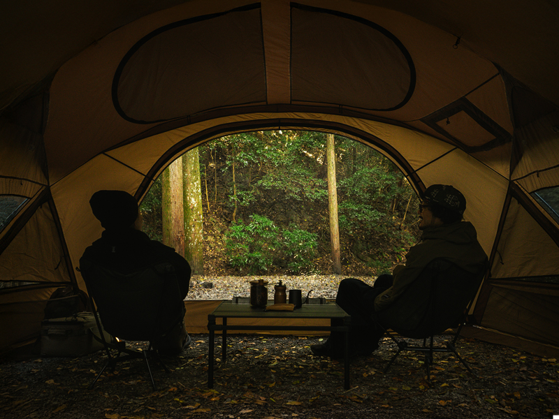  ガシーンクリア窓のメインの特徴（風や虫を防ぎつつ景色を堪能できる）