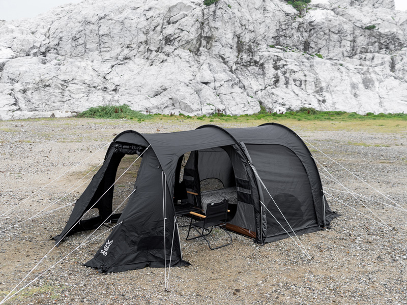  カマボコテント3Sのメインの特徴（リビング&寝室が一体型の2ルーム構造）