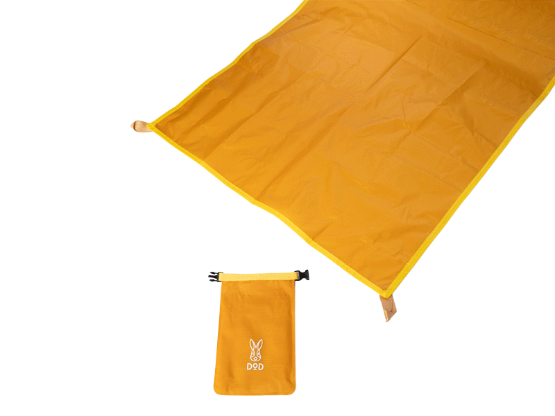  ウサンポレジャーシート Sのメインの特徴（畳まない。袋に押し込むだけの爆速撤収 ）