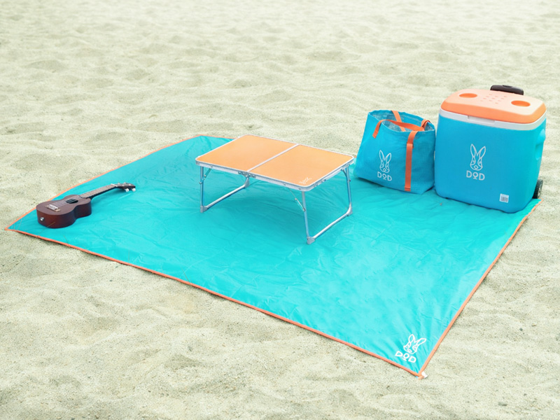  ウサンポレジャーシート Lのメインの特徴（どこでも荷物が置ける、車の中の必需品）