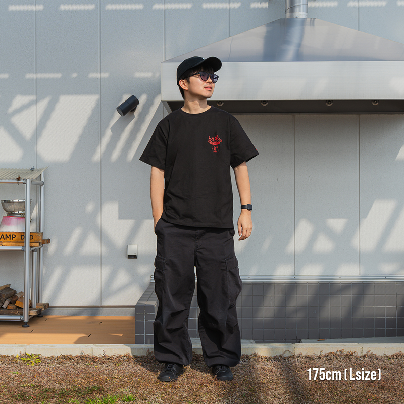 TS230-WH-M キノコUFOティーM/L/XLの着用イメージ