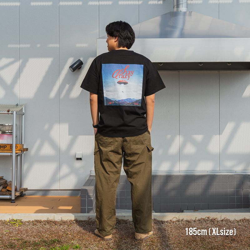 TS230-WH-M キノコUFOティーM/L/XLの着用イメージ