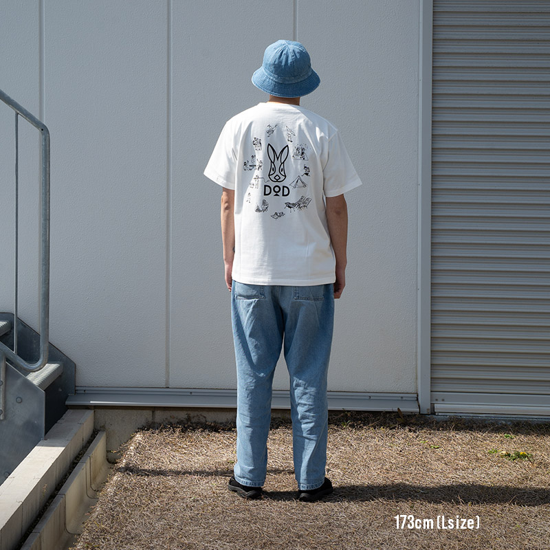 TS248-WH-M キュウジツTEE(M/L/XL)の着用イメージ