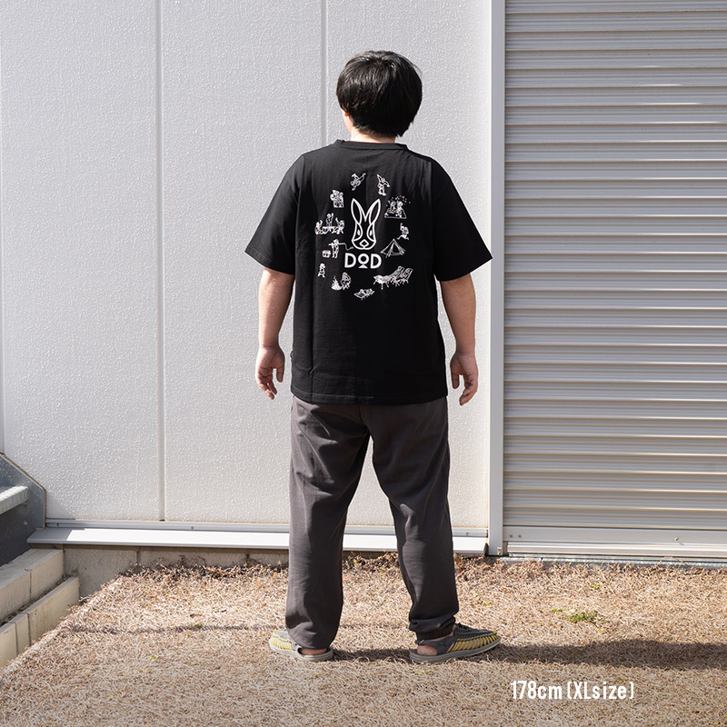 TS248-WH-M キュウジツTEE(M/L/XL)の着用イメージ