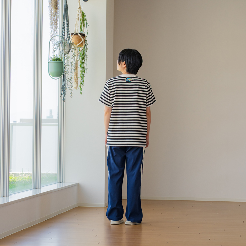  ウサロゴTEE（M/L/XL）の着用イメージ