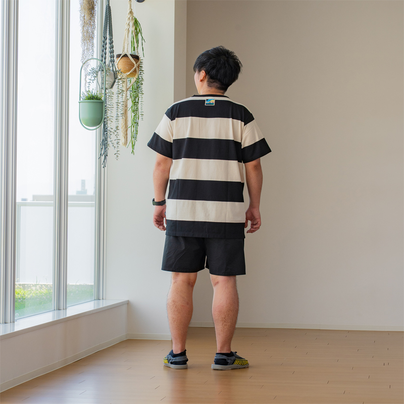  ウサロゴTEE（M/L/XL）の着用イメージ