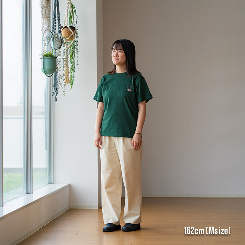  ステクレウサギTEE（M/L/XL）の着用イメージ