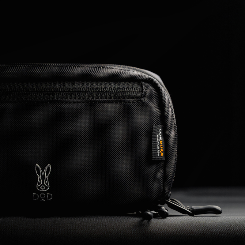  バリビジポCDの特徴（軽量で高耐久なコーデュラ®バリスティック ホロフィル エアー ナイロン（CORDURA® Ballistic Hollofil AIR™ Nylon））