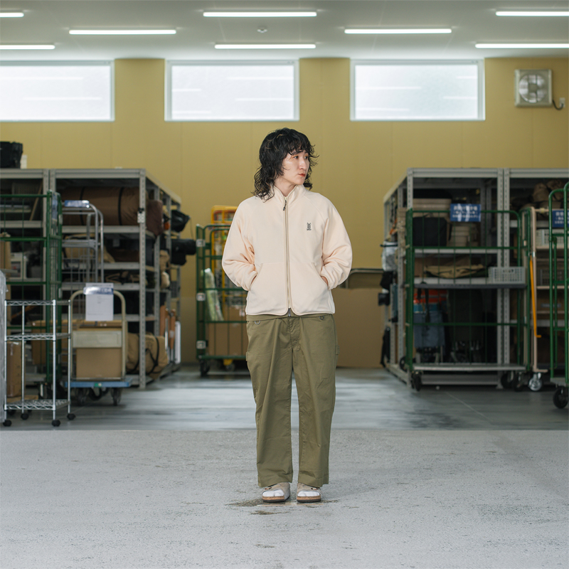 JK231 ウサロゴフリース（ジップアップ）M/L/XLの着用イメージ