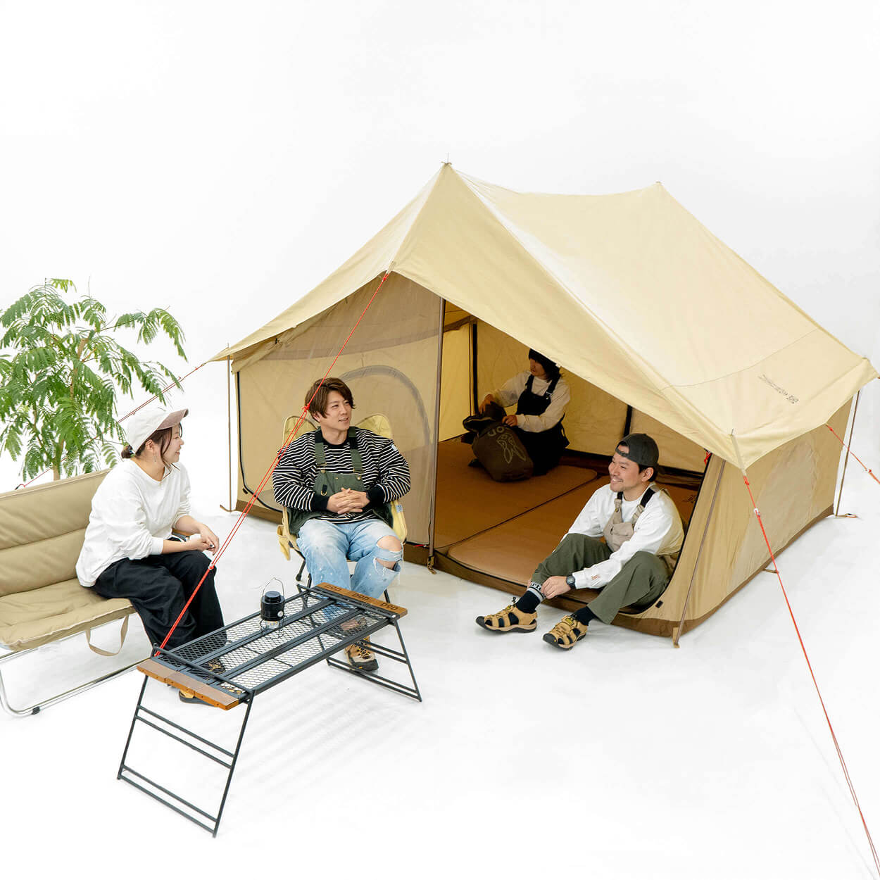 宿泊キャンプ向けセット商品「一度使うと戻れない快適キャンプセット」の画像