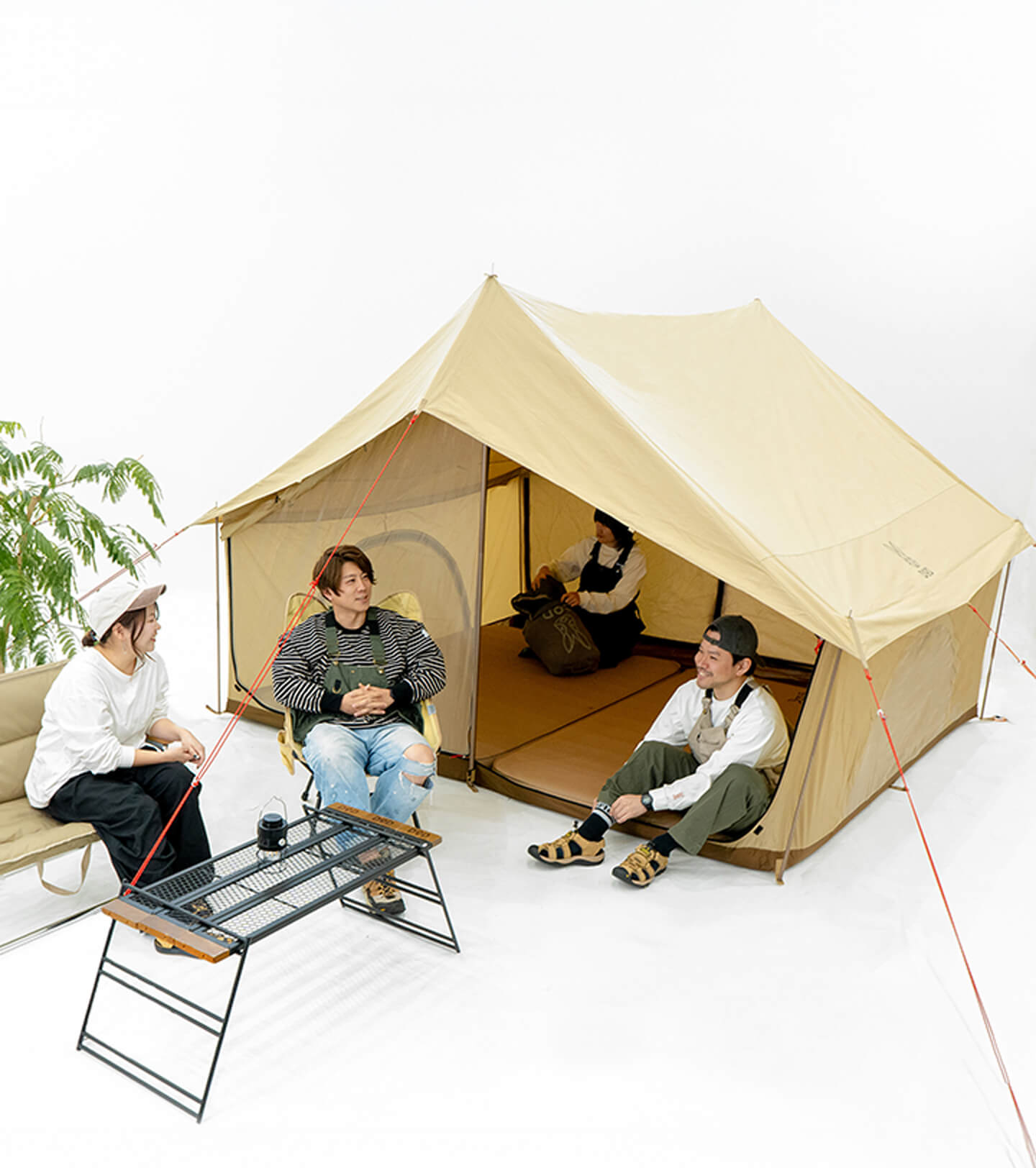 宿泊キャンプ向けセット商品「一度使うと戻れない快適キャンプセット」の画像