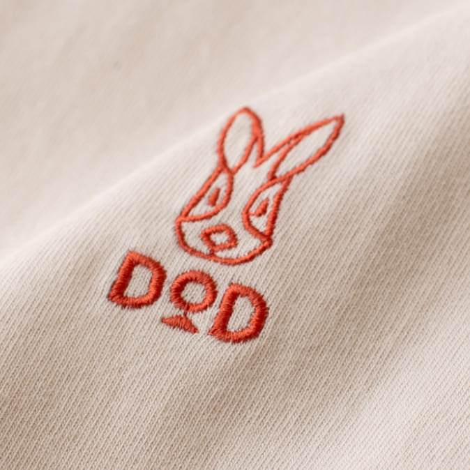 ワンポイント刺繍ロゴ