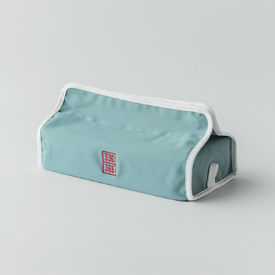 アウトドアブランド「DOD（ディーオーディー）」の、日常を彩るライフスタイルライン「330（さんさんまる）」シリーズのfave tissue case（DH2-003-BL）